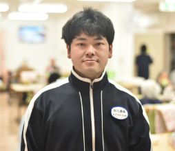 生活相談員 向川 滉希
